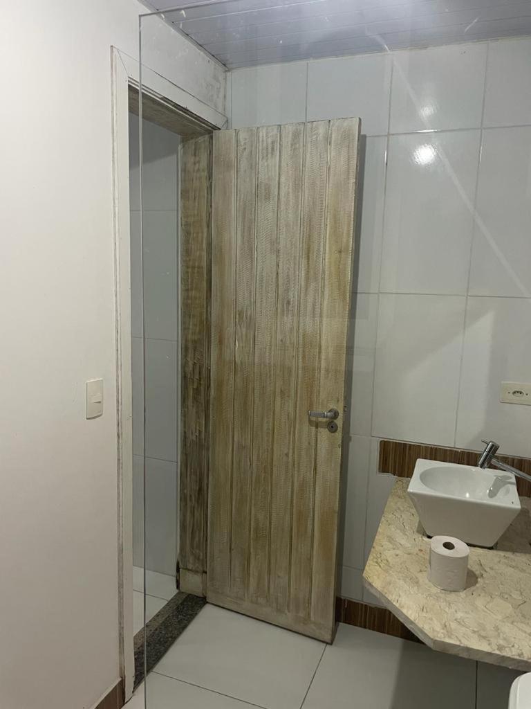 Suites Lesther Ubatuba Kültér fotó